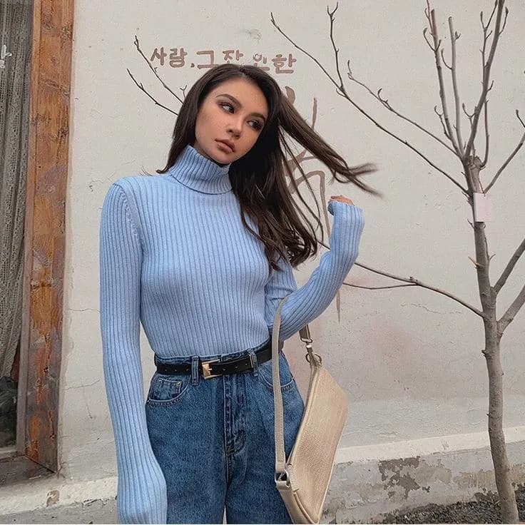 Лонгслив небесного цвета